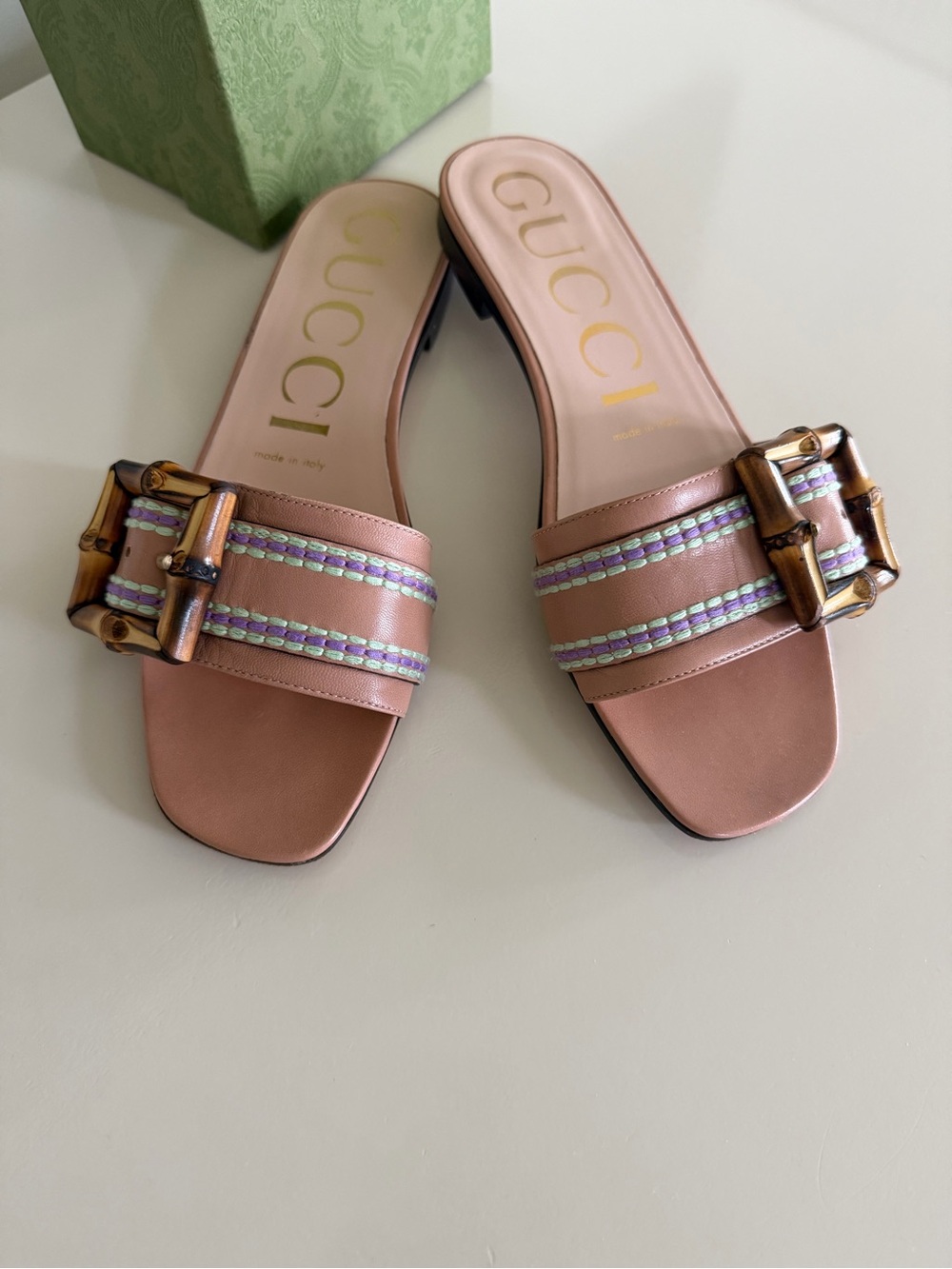 Gucci Pink Leather Slide Sandals with Bamboo Buckle - Picture 2 of 5